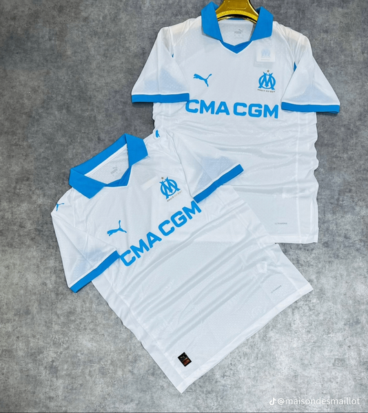 Maillot de football élégant