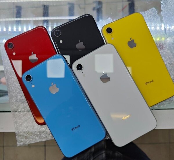 iPhone XR - Smartphone