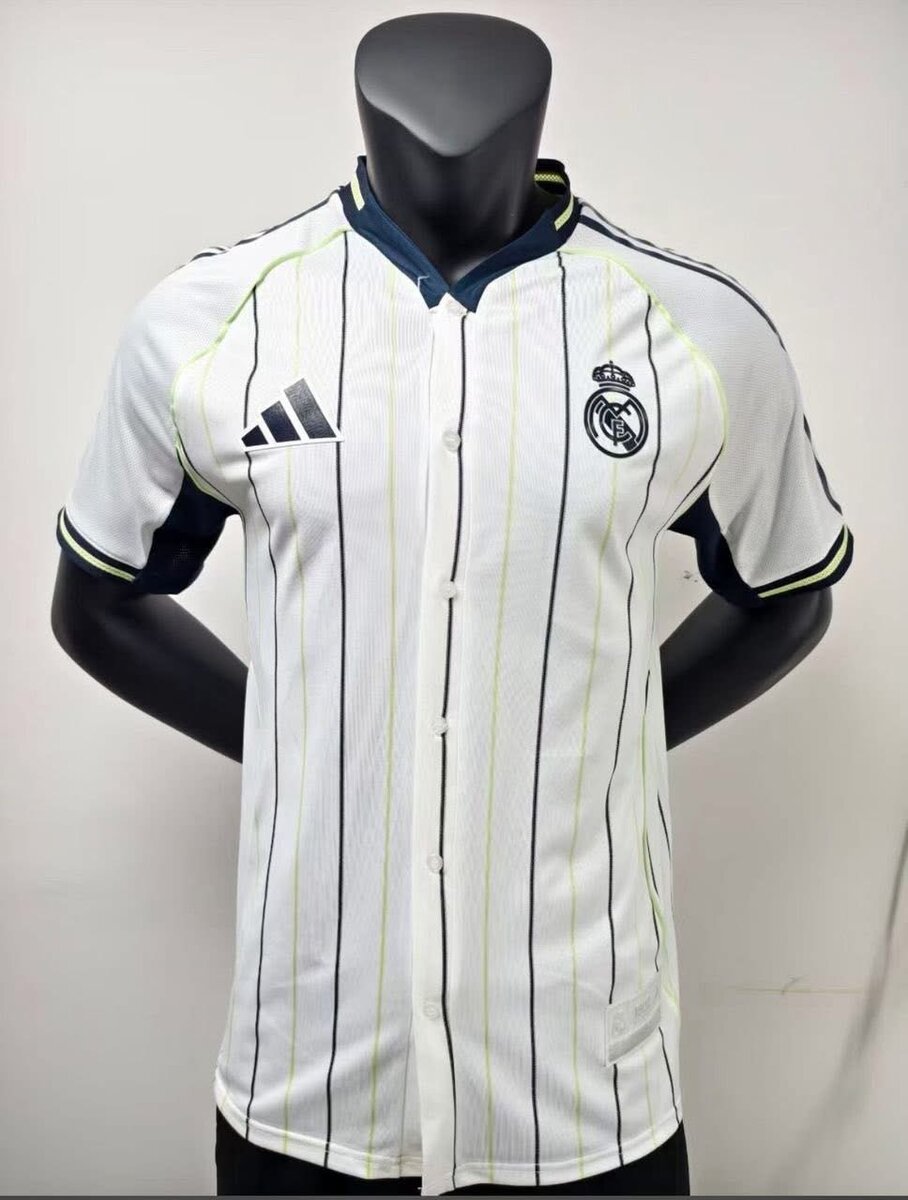 Maillots de football Adidas