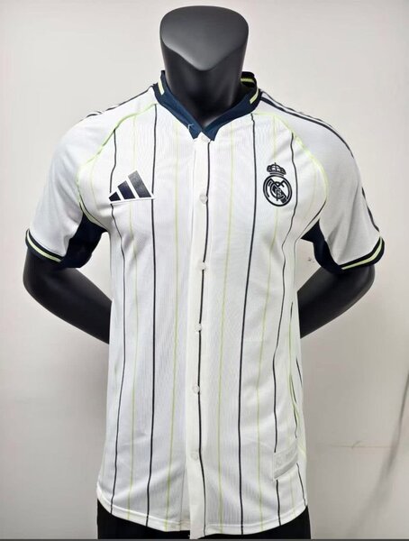 Maillots de football Adidas