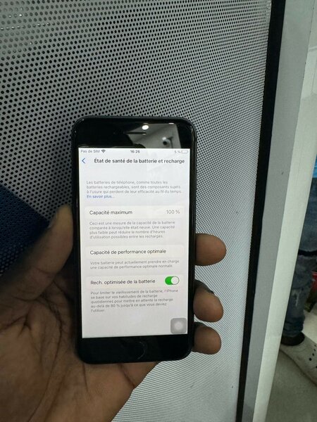 iPhone 8 64g sans empreinte