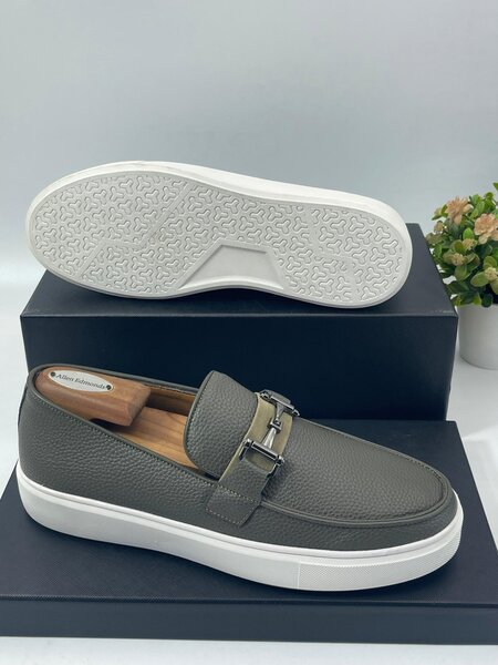 GUCCI OLIVE