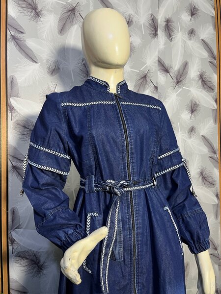 RObe Jean