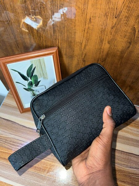 Pochette de Voyage Élégante