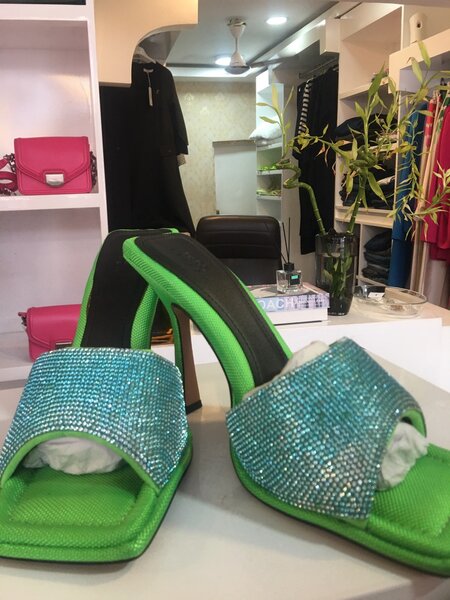 Ladies heels