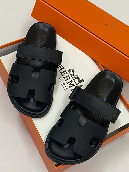 Female slippers
