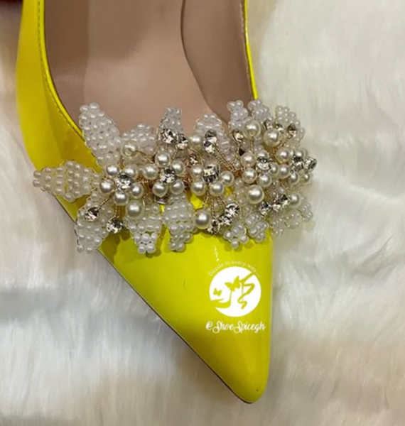 Shoe accessories 