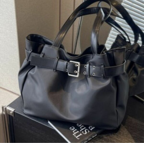 Sac à main en cuir élégant