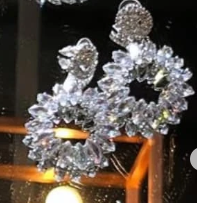  silver earrings