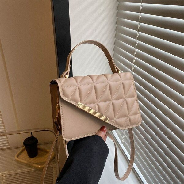 Handheld bag