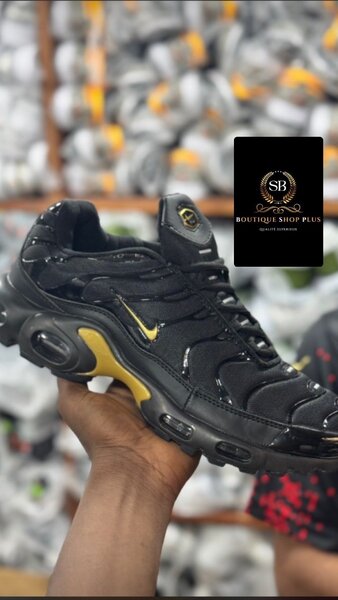Basket nike TN