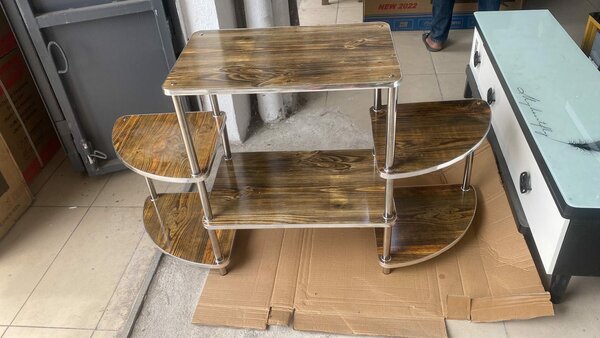 TABLE ÉTAGÈRE