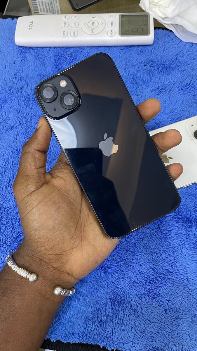 iPhone 13 128 Go Apple noir