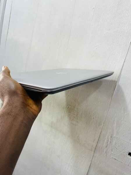 HP i5 laptop