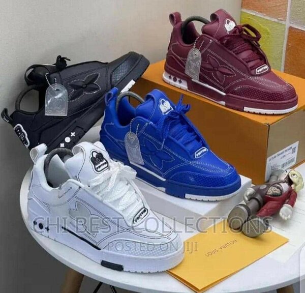Sneakers