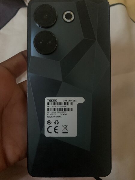 Tecno camon 20