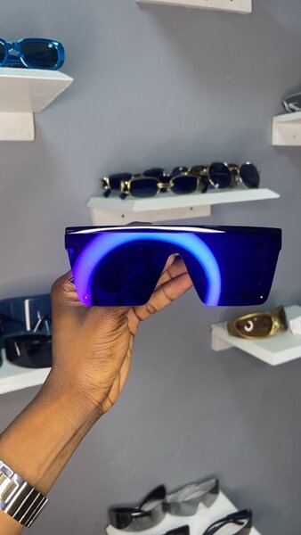 Lunette f