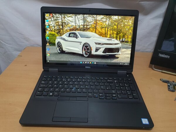Dell Latitude E5570