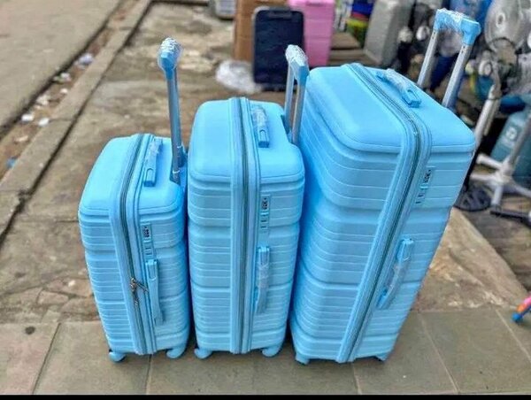 Valises à roulettes rigides