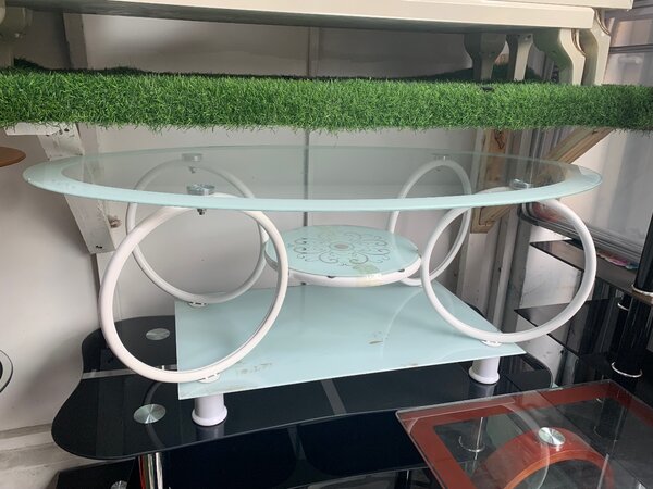 Center tables