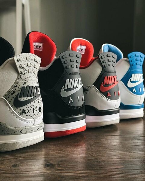 JORDAN 4