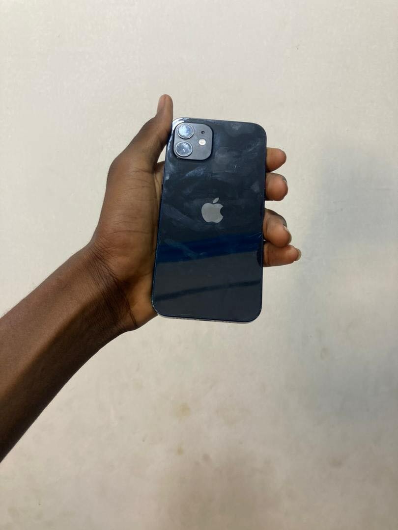 IPhone 12