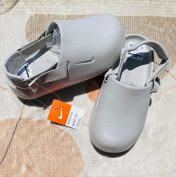Nike camfor  Crocs