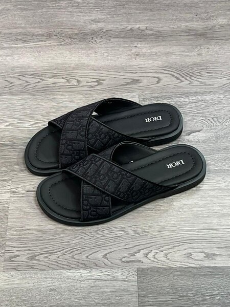 Fashion slippers