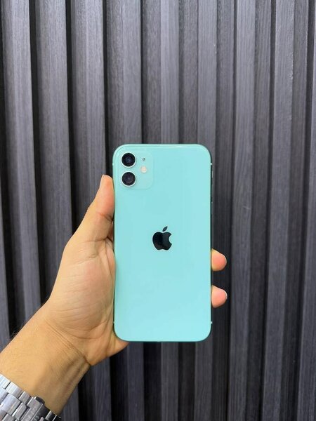 iPhone 11