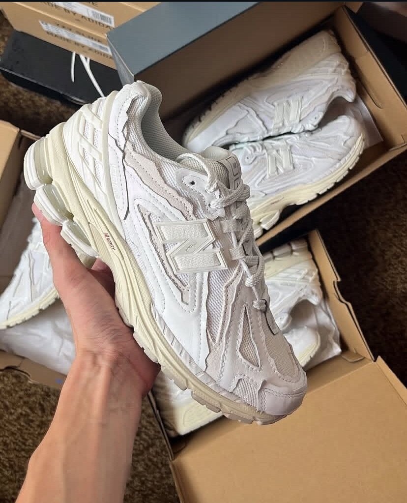 New balance 1906r