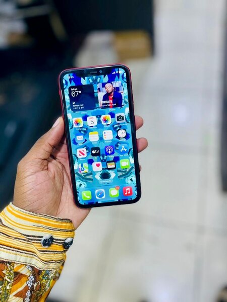 iPhone 11