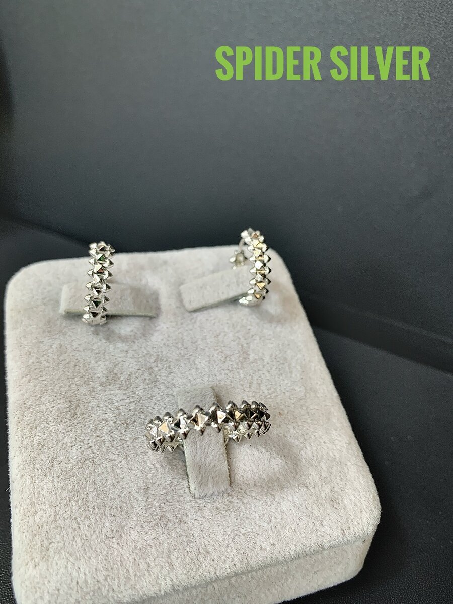Серебряный комплект Шипы