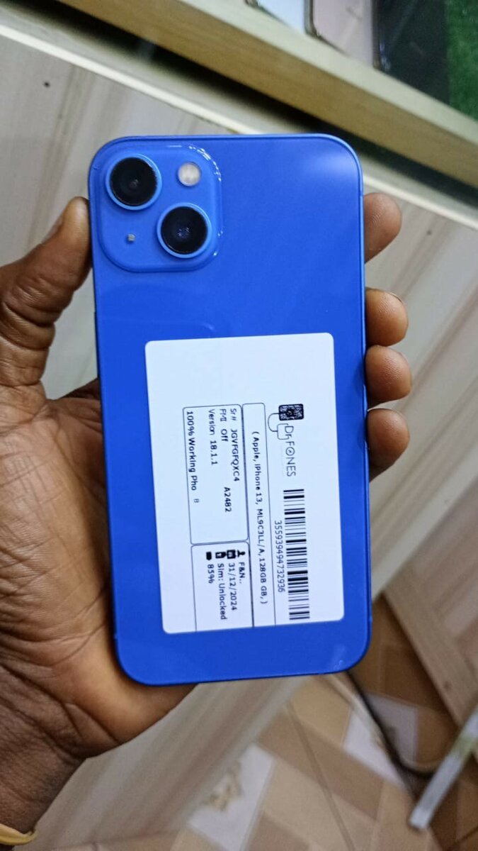 iPhone 13