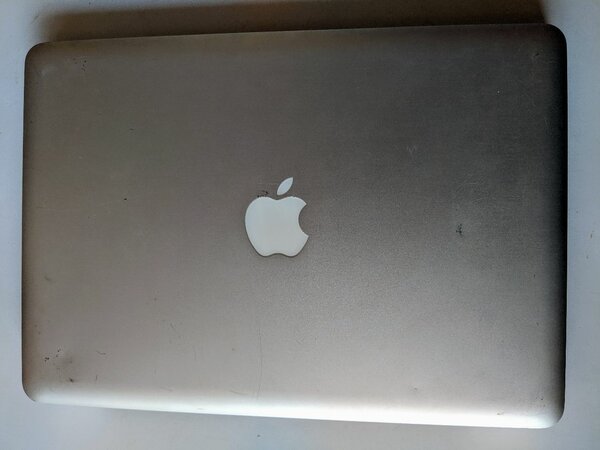 MacBook pro core i5