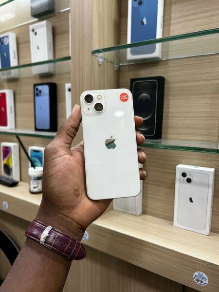 iPhone 13