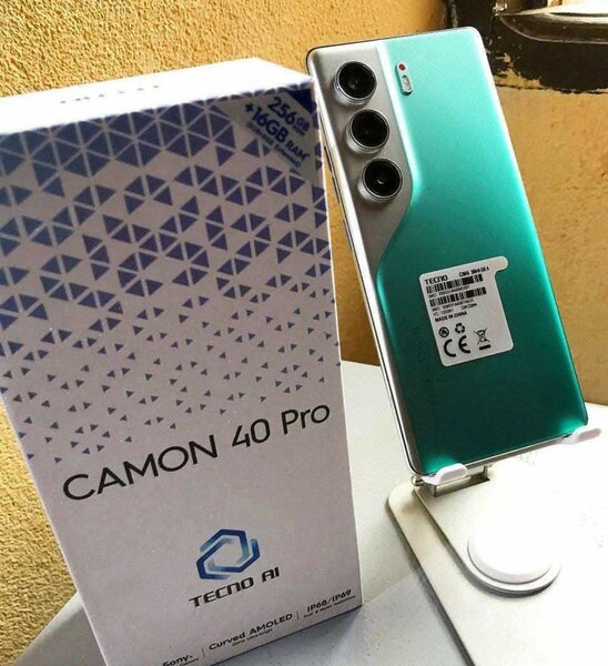 Techno Camon 40 pro