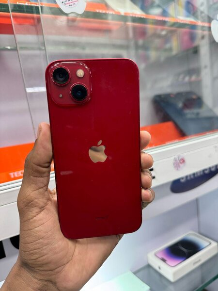 iPhone 13