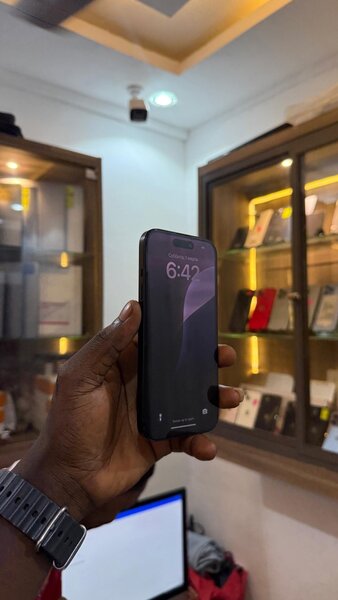iPhone 15