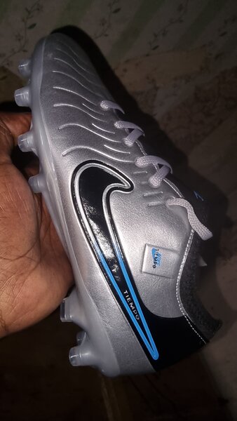 Soccer boots