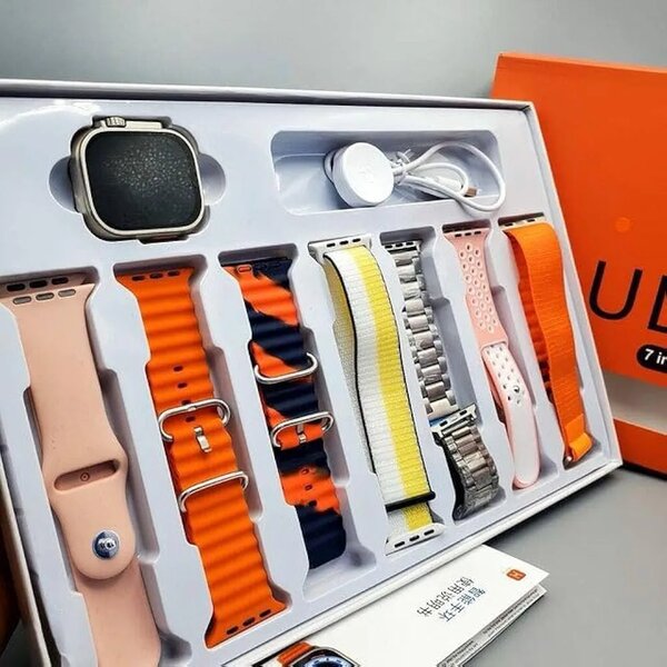 Luxury Ultra 7 In 1 Straps Smartwatch - Gold