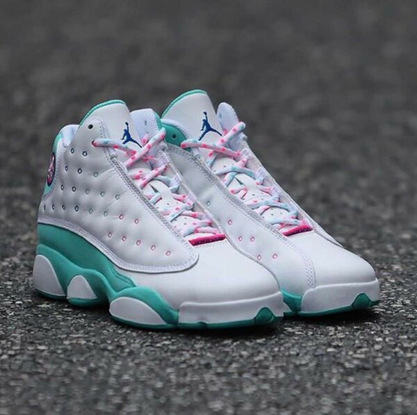 AIR JORDAN 13