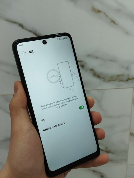 Infinix HOT 30