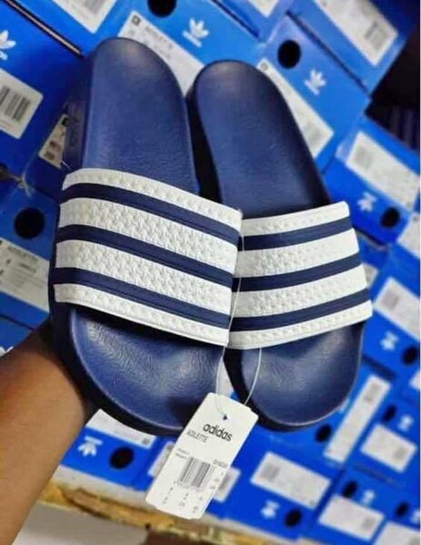 Tongs Adidas classiques
