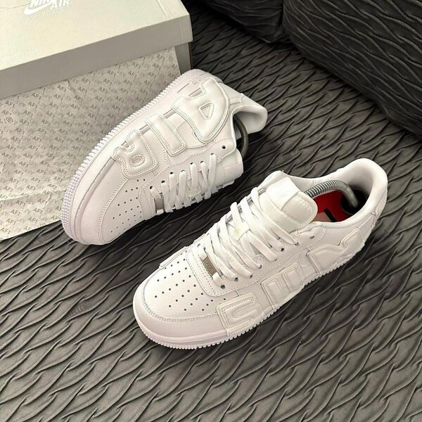 Air Sneakers
