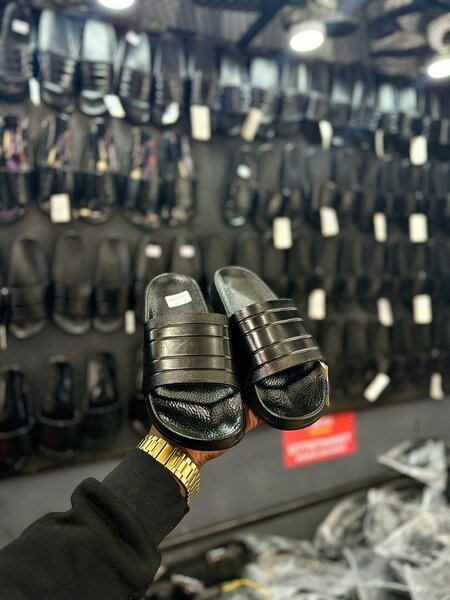 Gucci slides