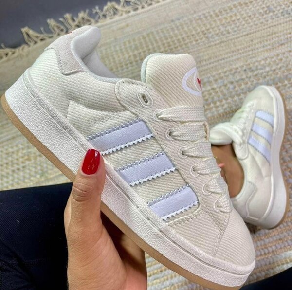 Adidas campus