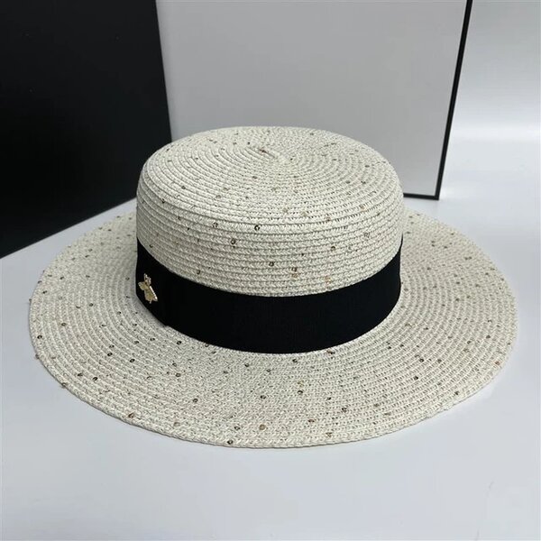 Chapeau tissé