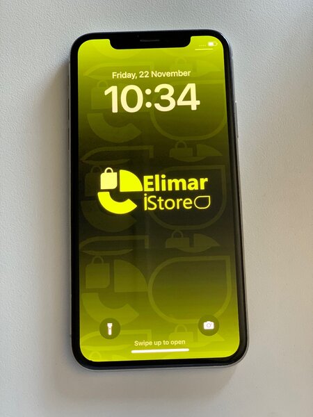 iPhone X