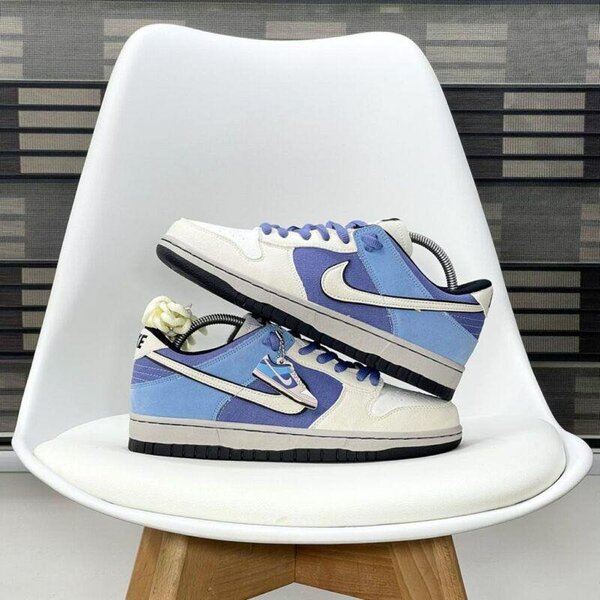 Unisex sneakers