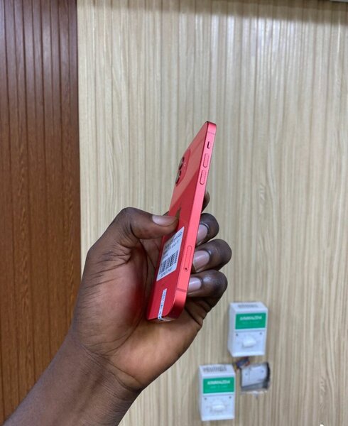 iPhone 12 Rouge 64Go Débloqué